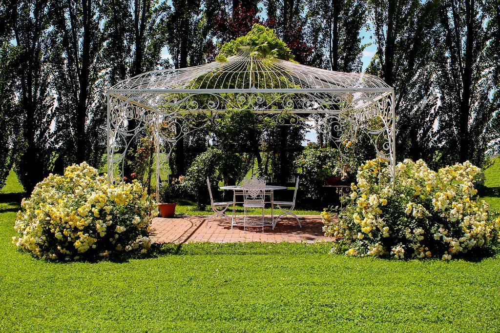 Millefiori La Corte Delle Rose Rovigo Extérieur photo