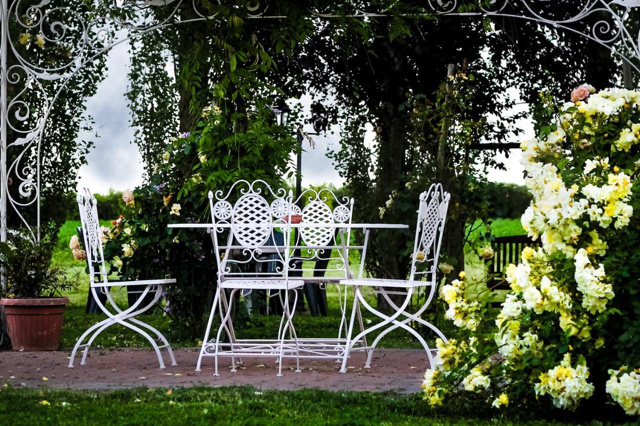 Millefiori La Corte Delle Rose Rovigo Extérieur photo